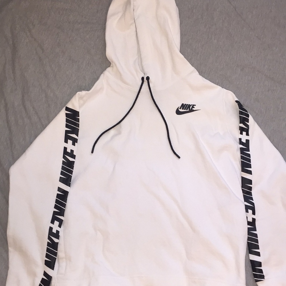 Nike sweatshirt